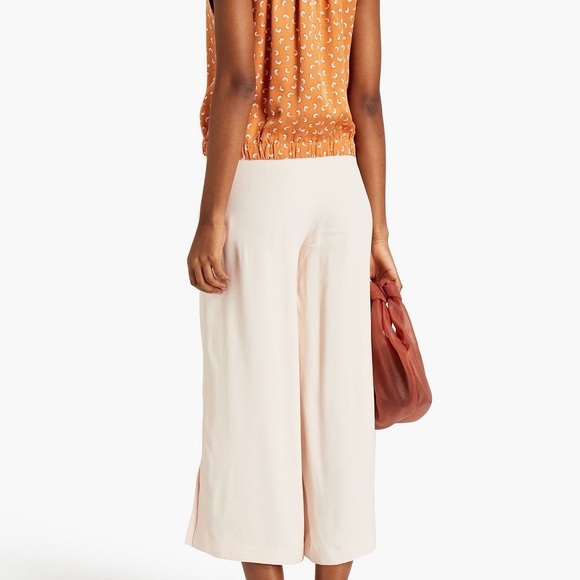 Rodebjer designer sleeveless halter pattern bubble hem blouse NWT size med - Picture 3 of 8